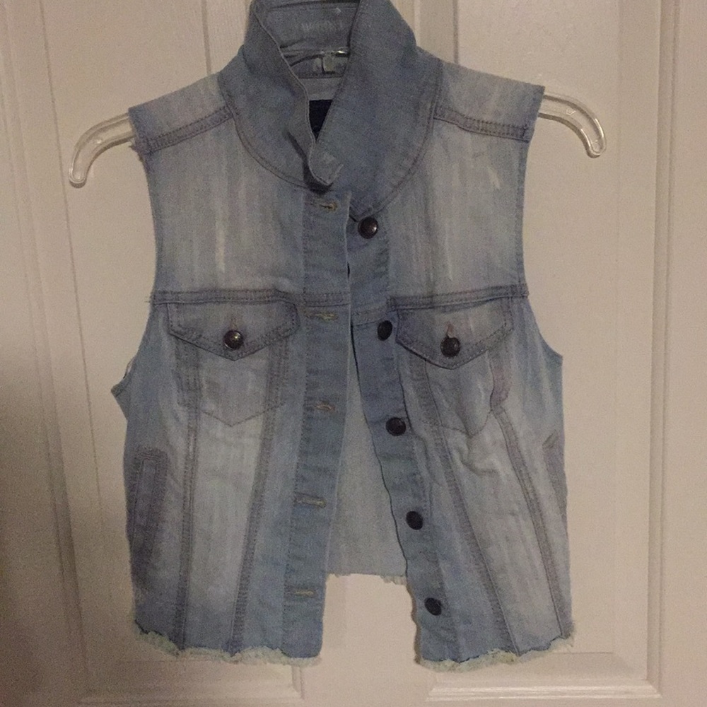 jean vest